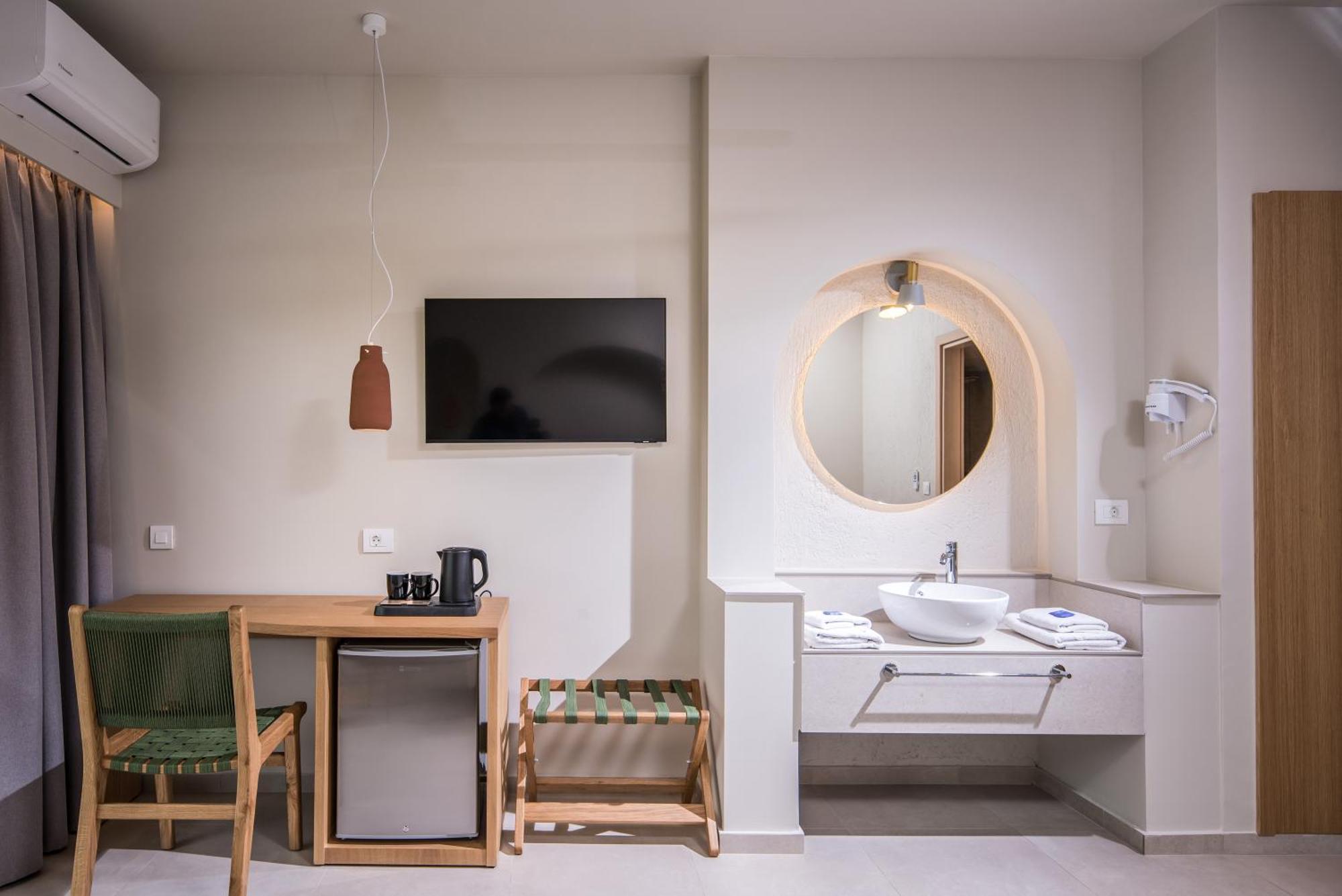 South Coast Hotel Makrýgialos المظهر الخارجي الصورة
